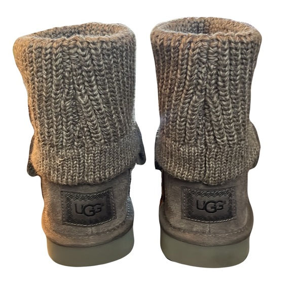 UGG Saela Knit Gray Boots Size 8 - Picture 1 of 9